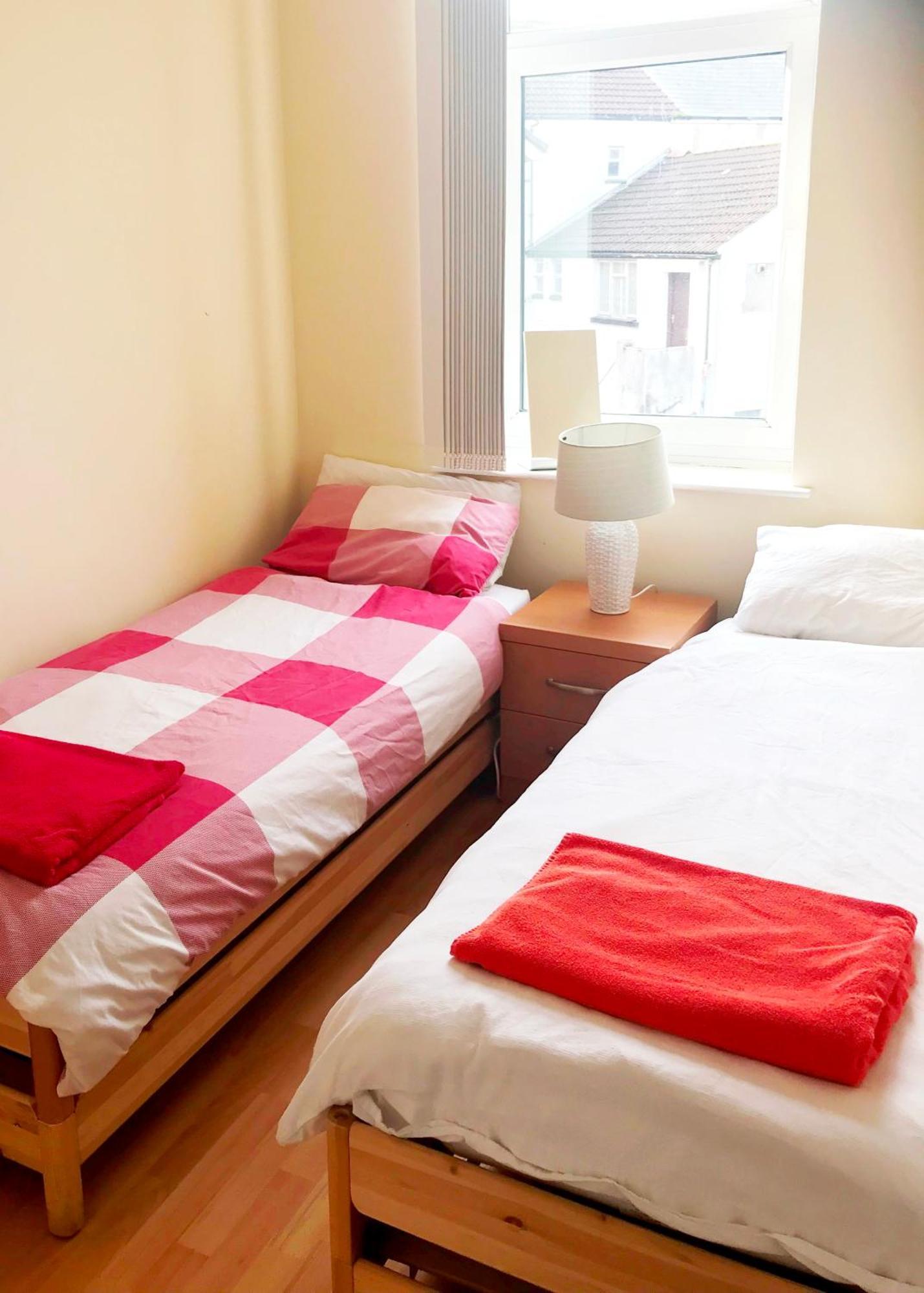 1 Fitzhamon Embankment Apartments Opposite Principality Stadium - Long Stay Offer Cardiff Eksteriør bilde