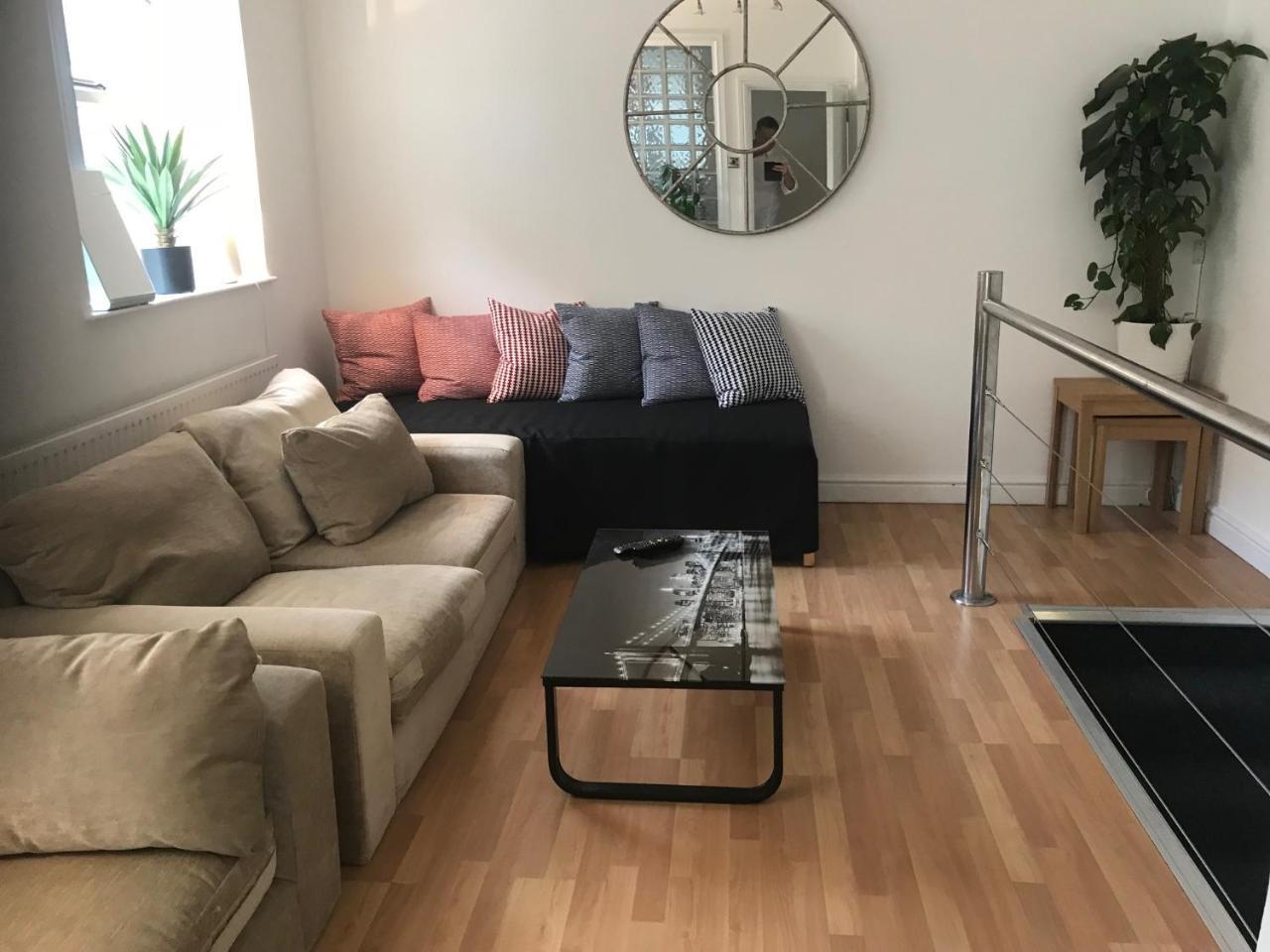 1 Fitzhamon Embankment Apartments Opposite Principality Stadium - Long Stay Offer Cardiff Eksteriør bilde