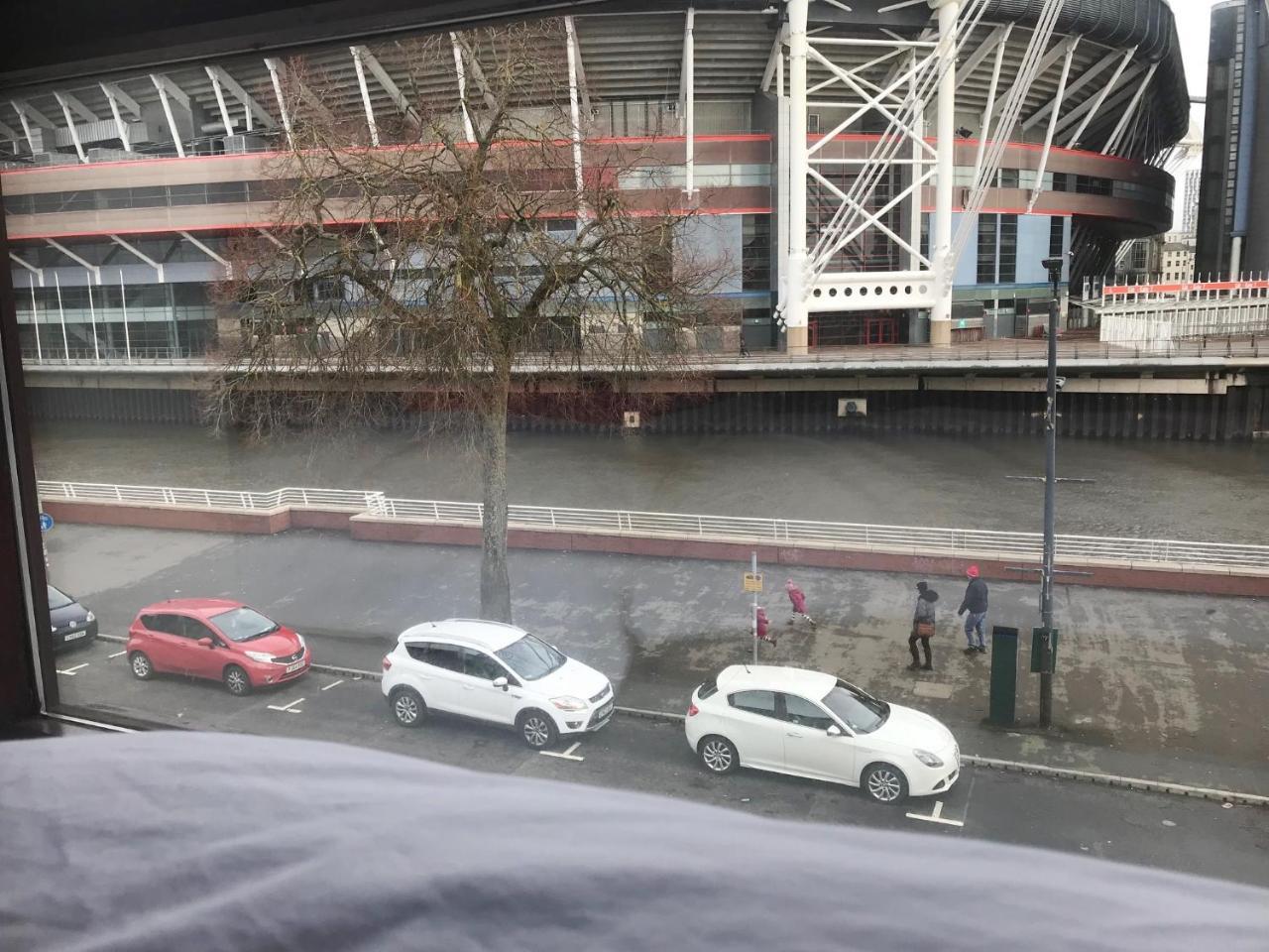 1 Fitzhamon Embankment Apartments Opposite Principality Stadium - Long Stay Offer Cardiff Eksteriør bilde